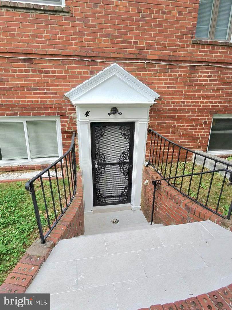 407 Lebaum Street - Photo 1