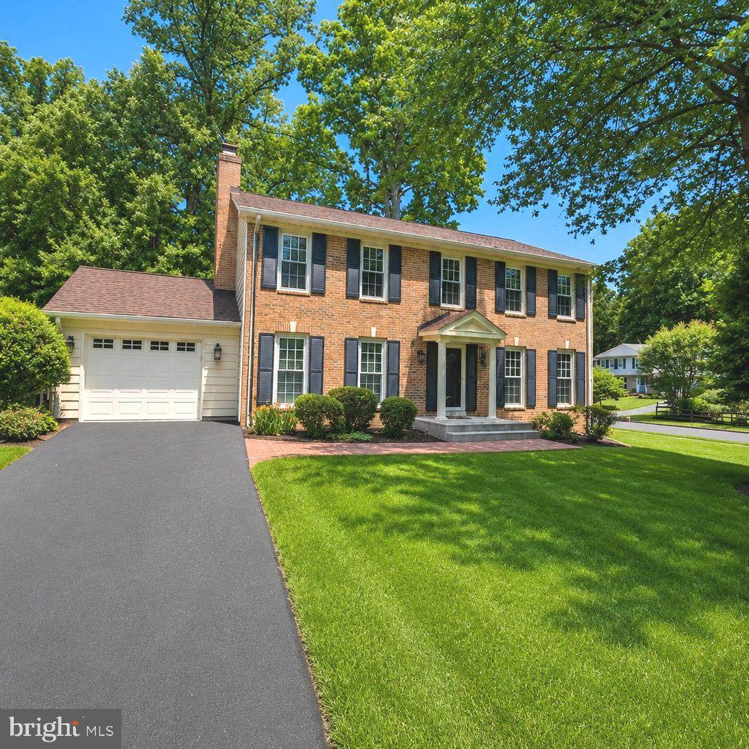 4912 Bexley Lane - Photo 1