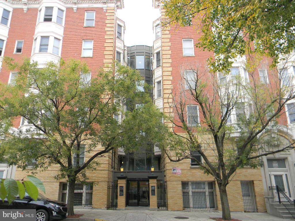 342 Bloom Street - Photo 1