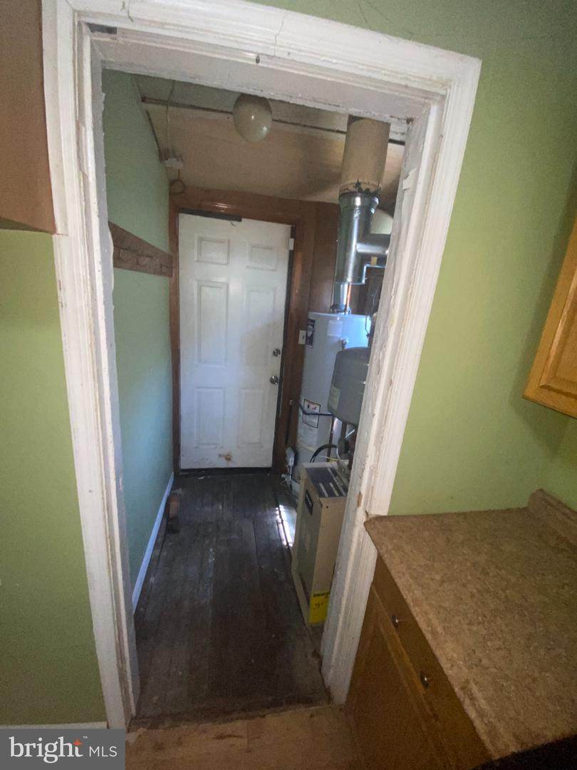 1135 47TH Place - Photo 1