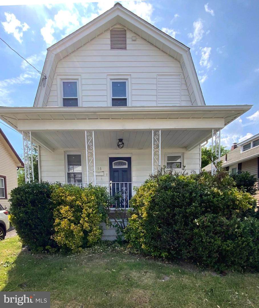 16 Roland Road - Photo 1