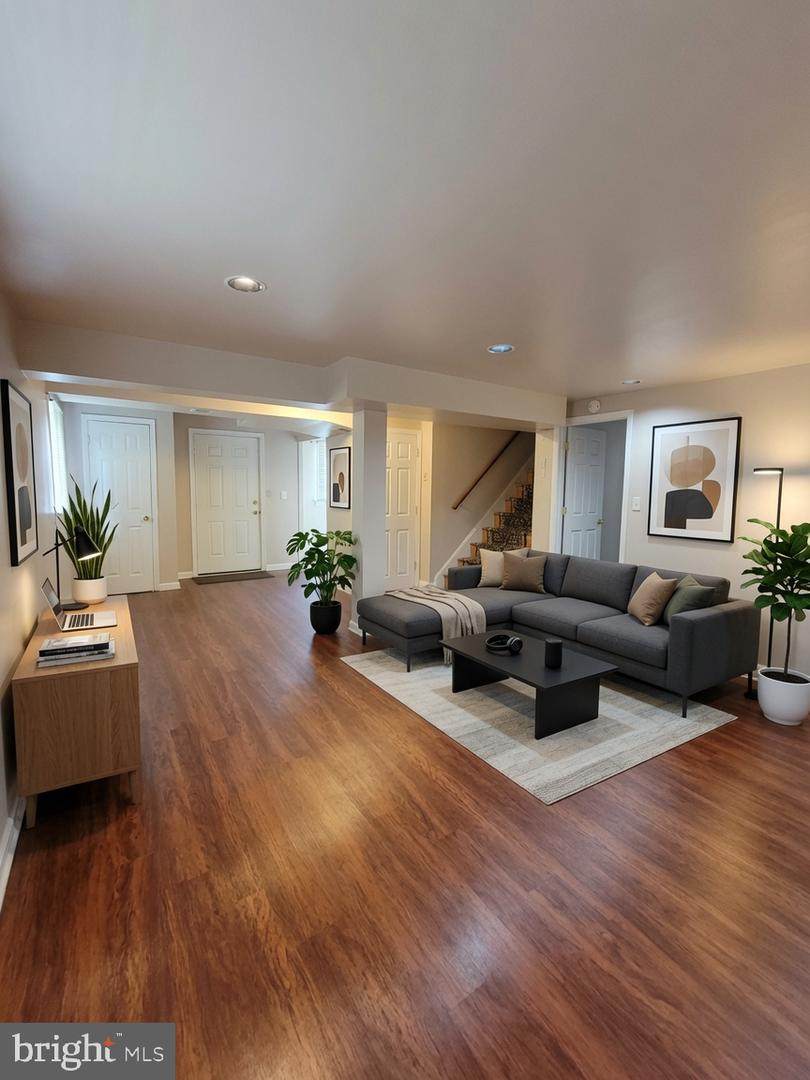 203 Linden Avenue - Photo 1