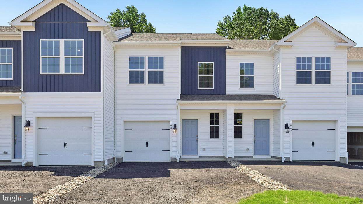 252 Derby Drive - Photo 1