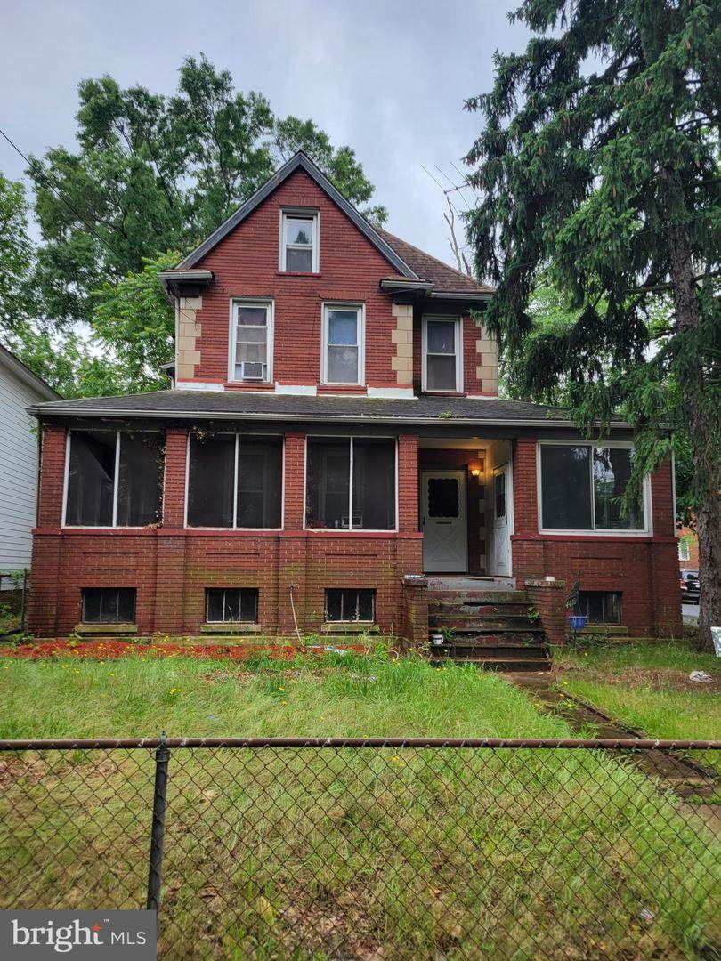 4415 Ord Street - Photo 1