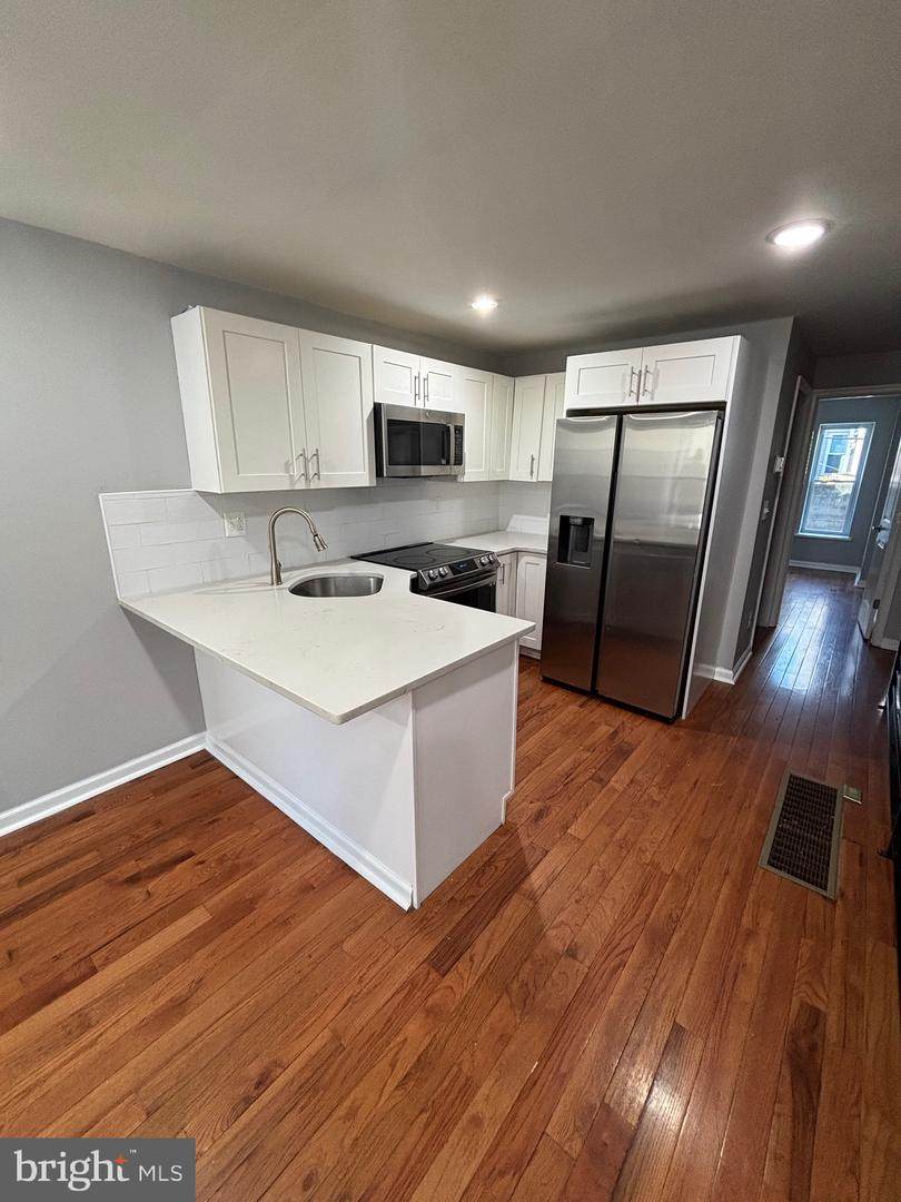2231 Fernon Street - Photo 1