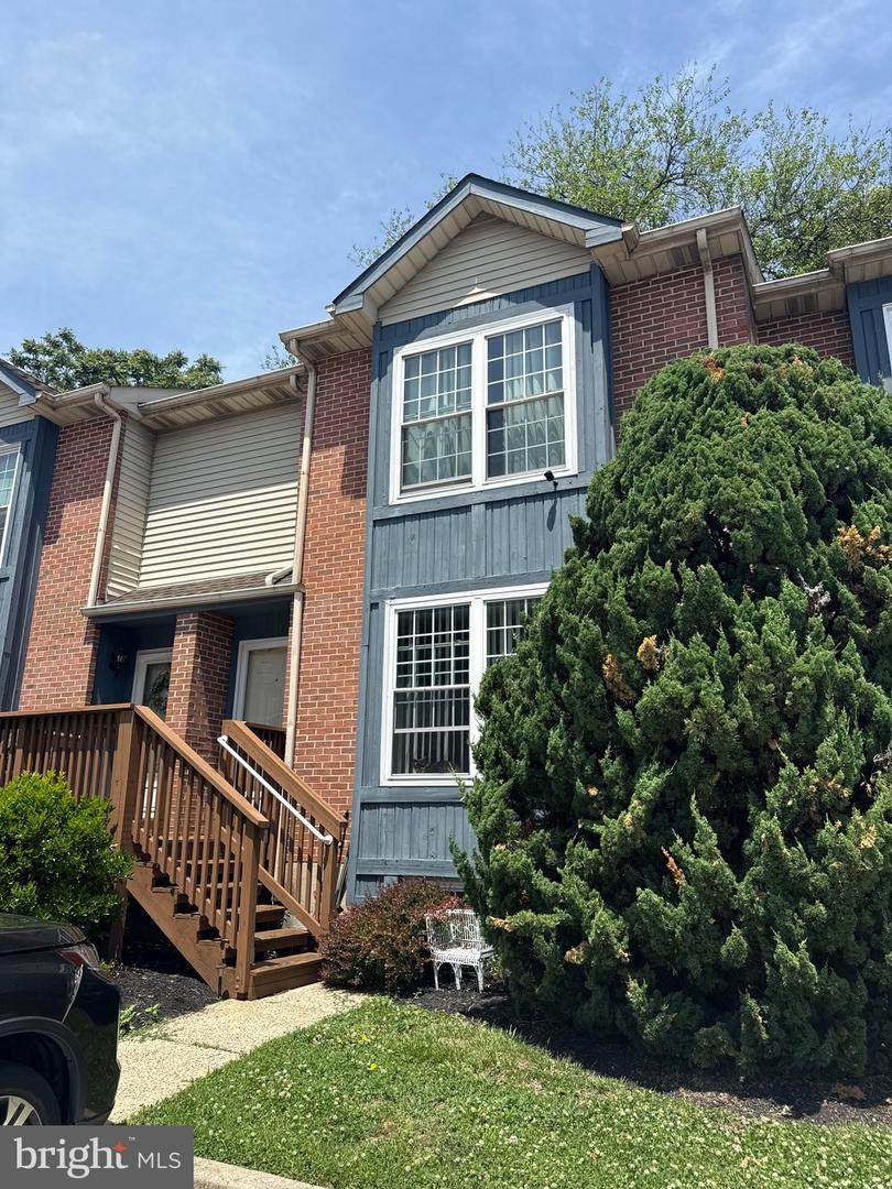 7923-31 Ridge Avenue - Photo 1