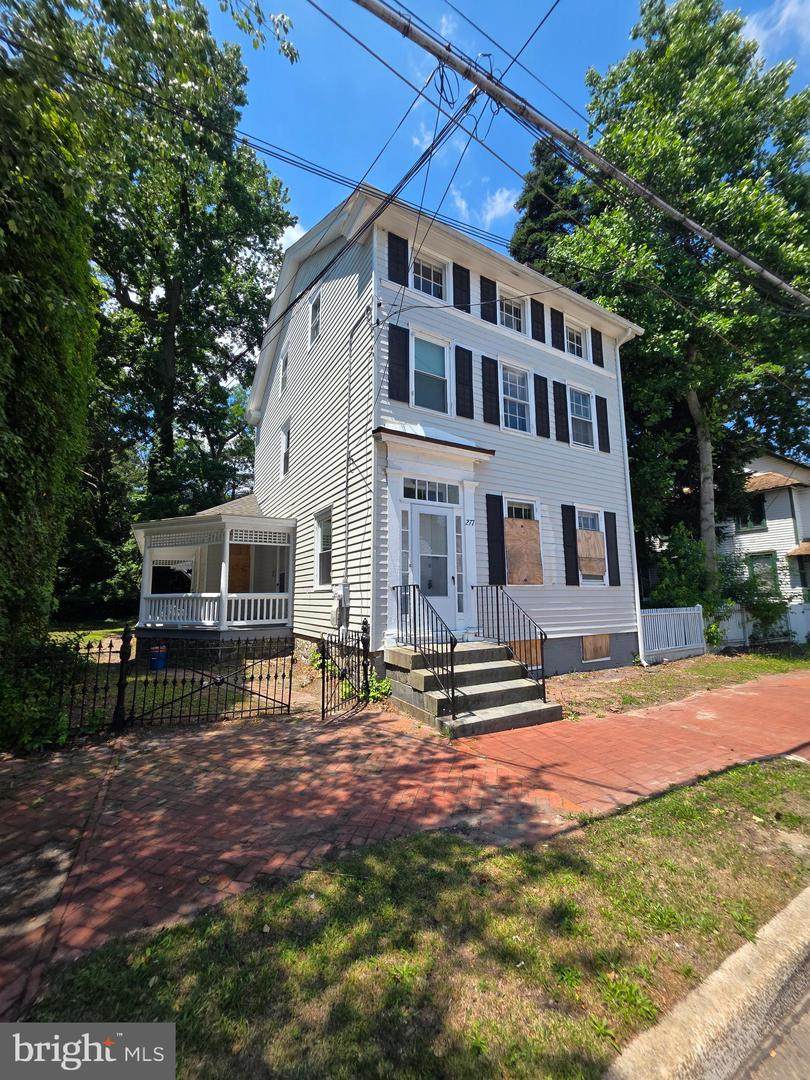 277 Broadway - Photo 1