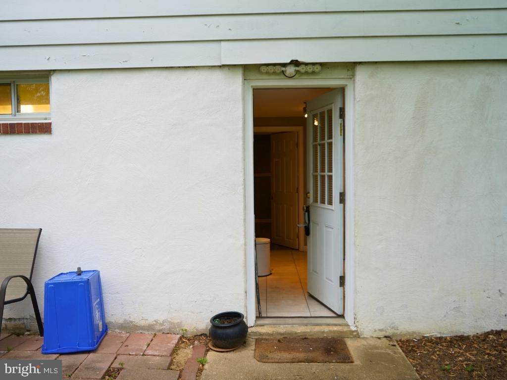 https://bt-photos.global.ssl.fastly.net/brightmls/orig_boomver_1_805059311066-2.jpg