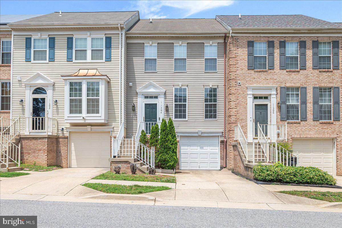 11304 Southlakes Drive - Photo 1