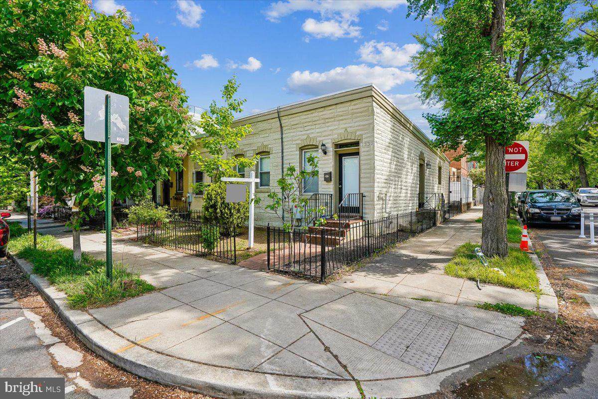1339 C Street - Photo 1