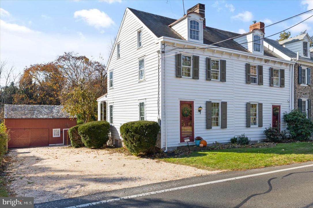1507 River Road - Photo 1