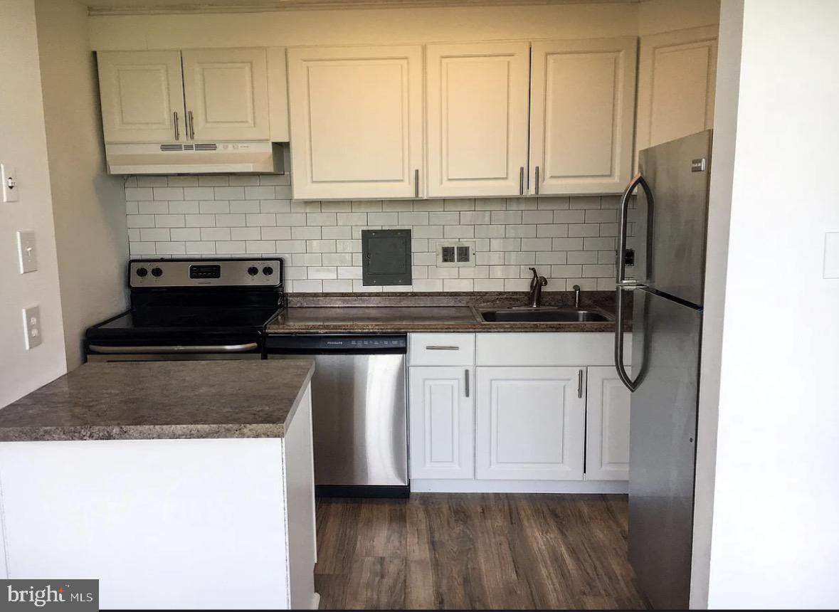 401 Cooper Landing Rd - Photo 1