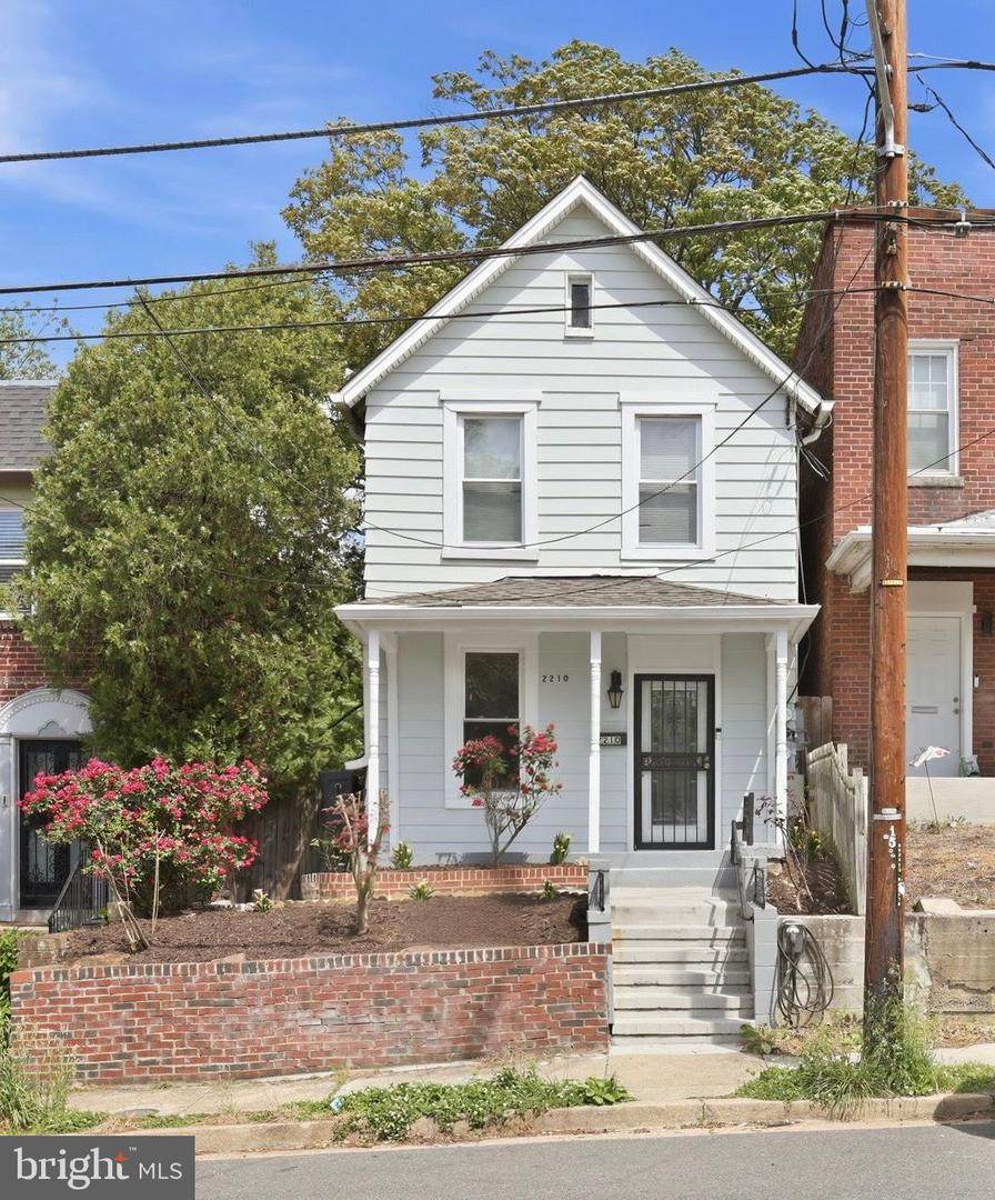 2210 Bryan Place - Photo 1