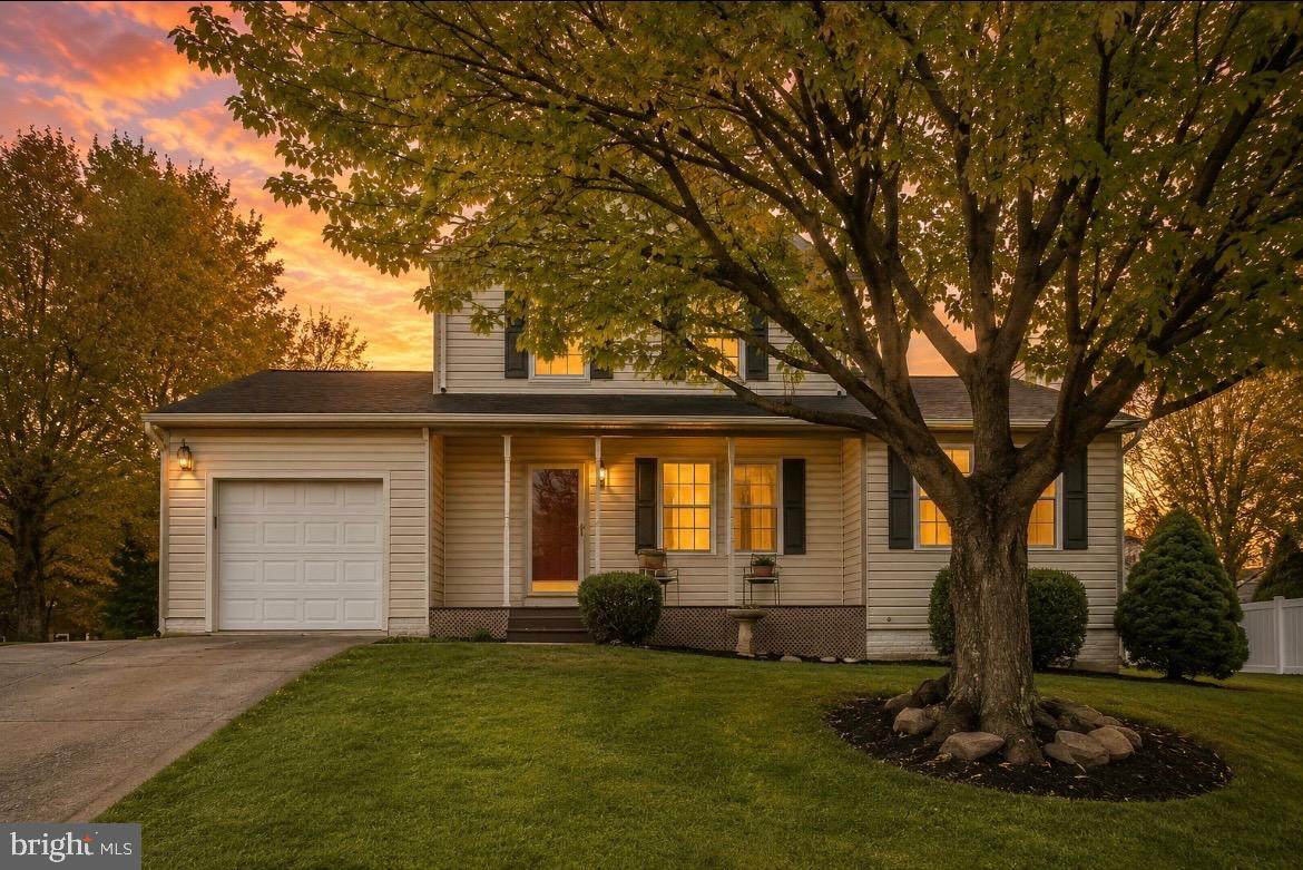 142 Morning Frost Street - Photo 1