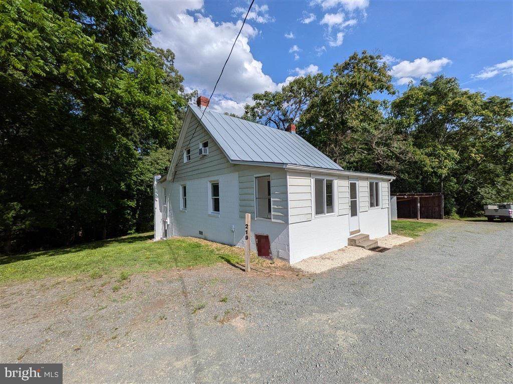 219 Skyview Lane - Photo 1