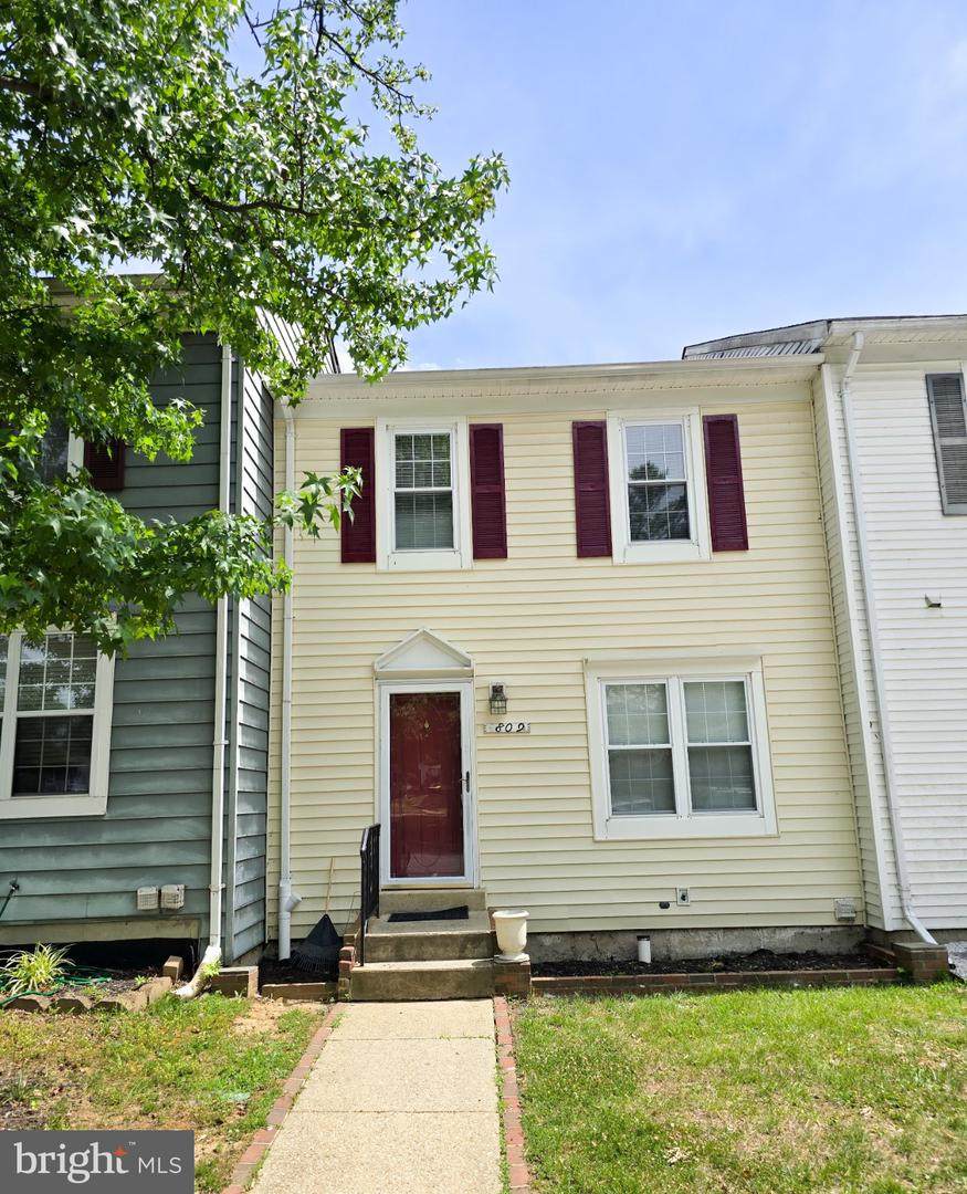 809 Saint Michaels Drive - Photo 1