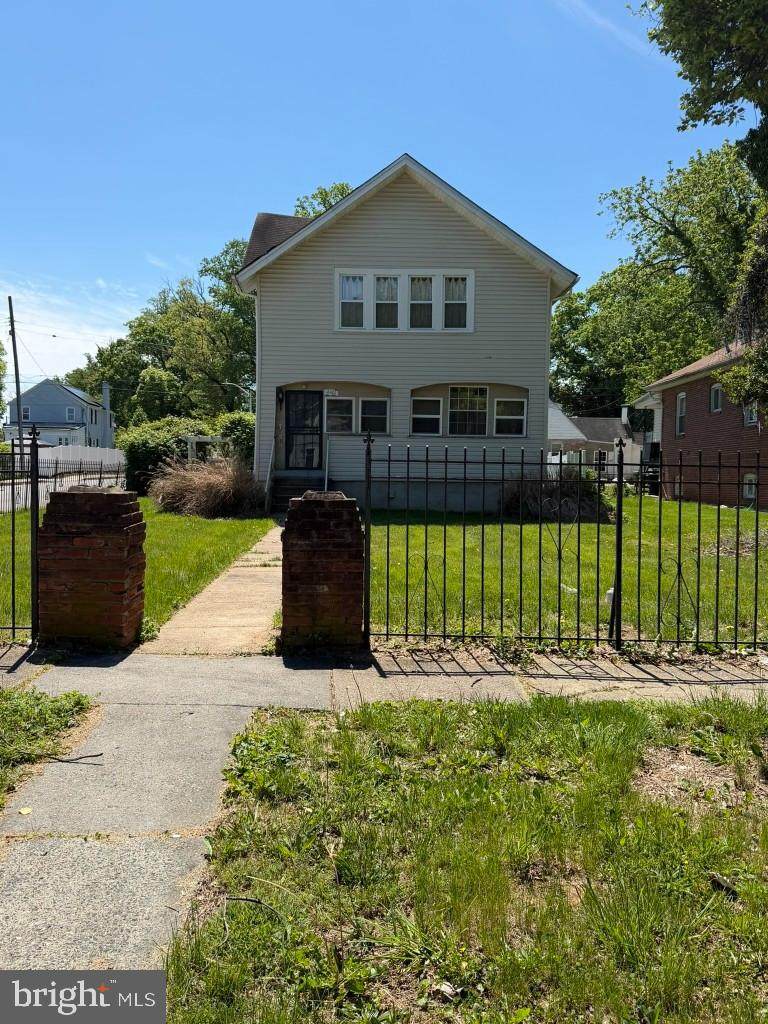 4301 Ridgewood Avenue - Photo 1