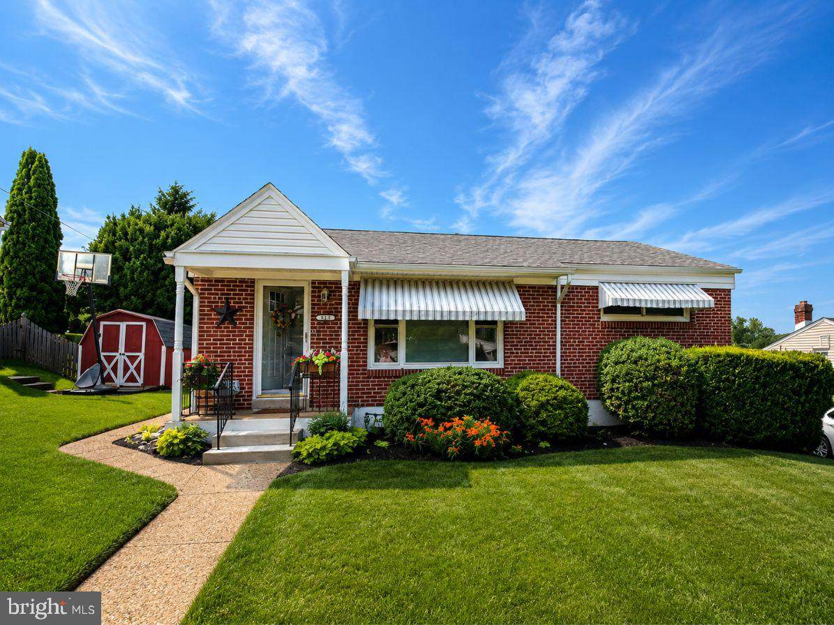 511 Edgley Avenue - Photo 1