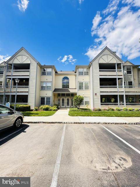 204 Salem Court - Photo 1