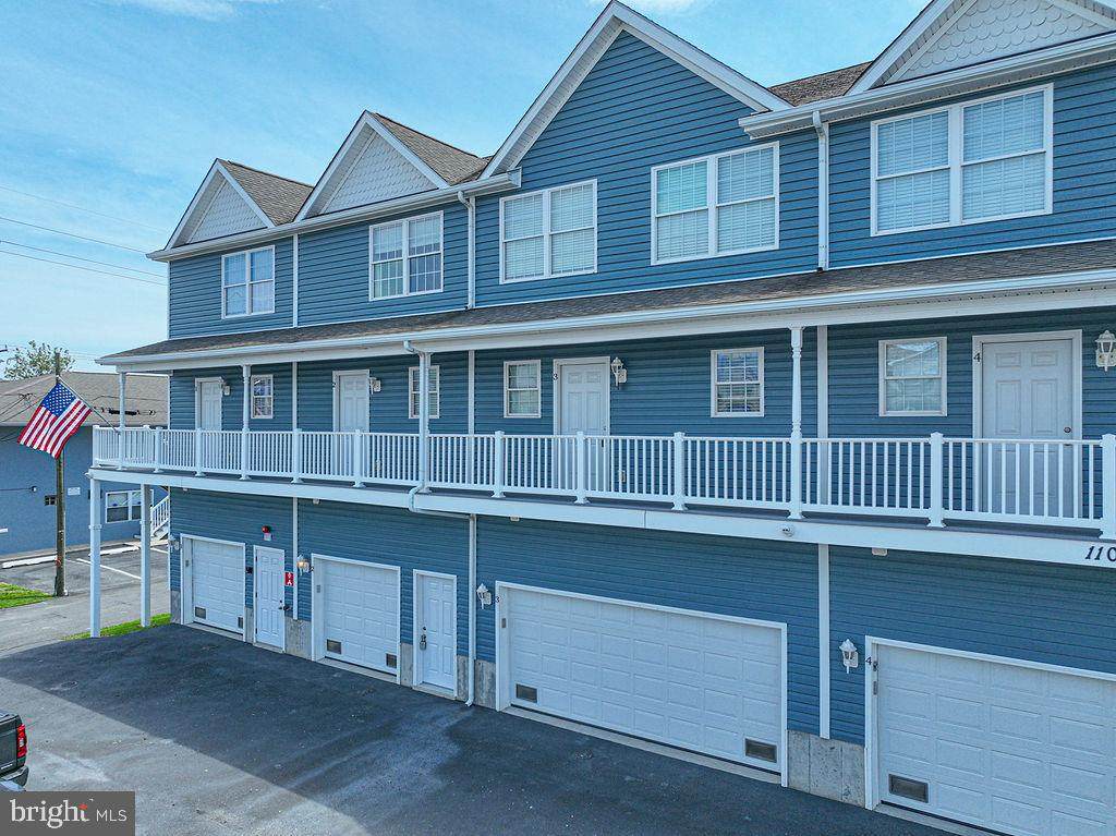 1108 Saint Louis Avenue - Photo 1