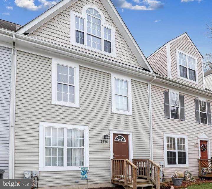 9528 Sea Gull Court - Photo 1