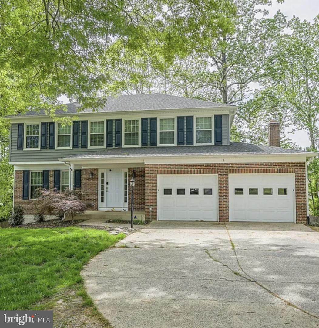 9 Grants Ct - Photo 1