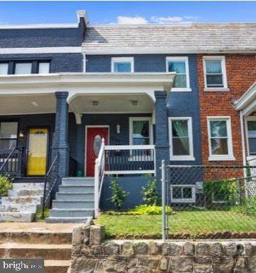1260 Penn Street - Photo 1