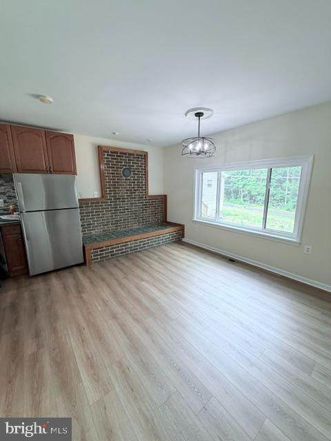 https://bt-photos.global.ssl.fastly.net/brightmls/orig_boomver_1_805077664414-2.jpg