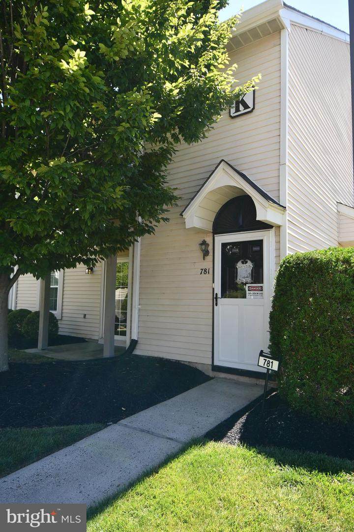 781 Parker Street - Photo 1