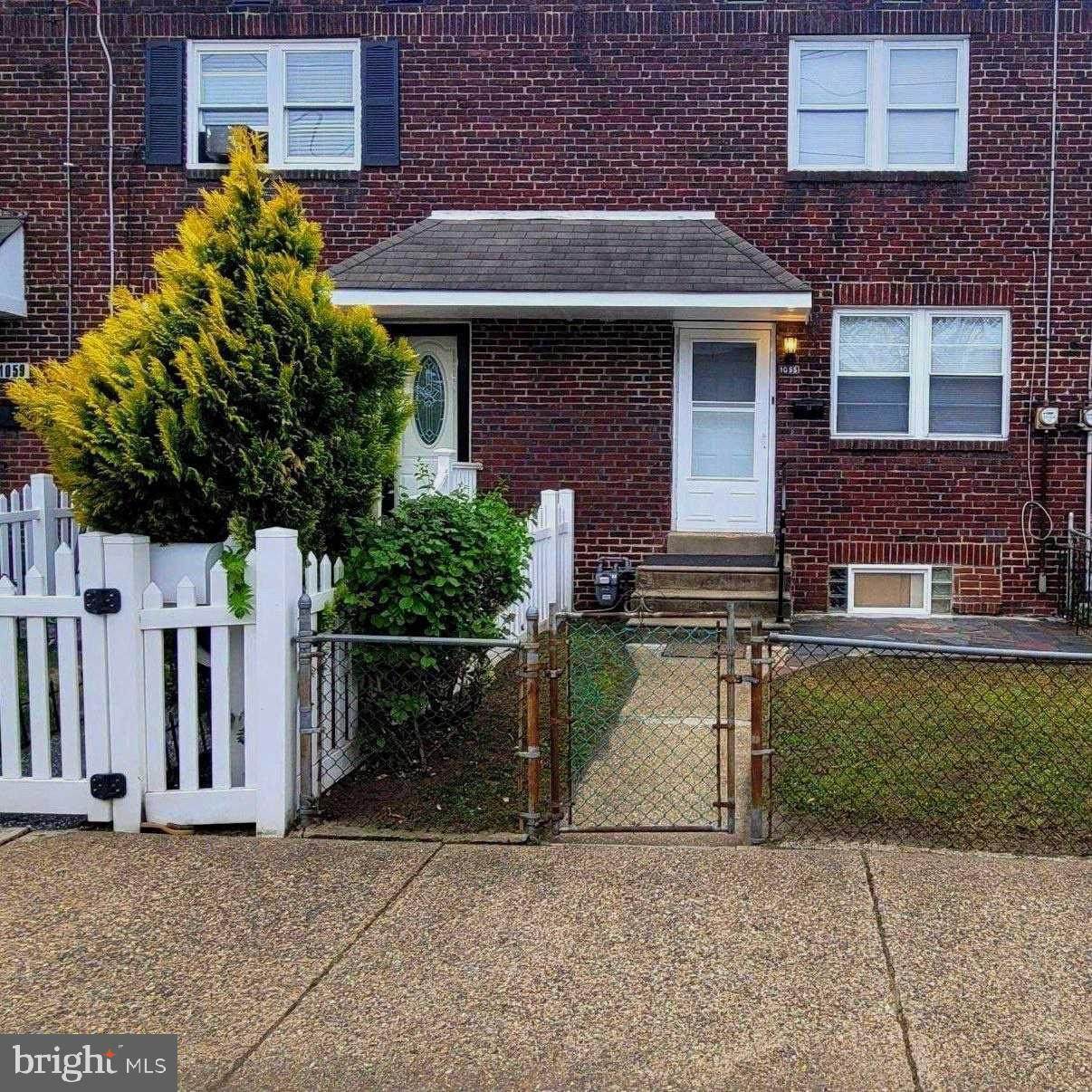1055 Kenwood Avenue - Photo 1