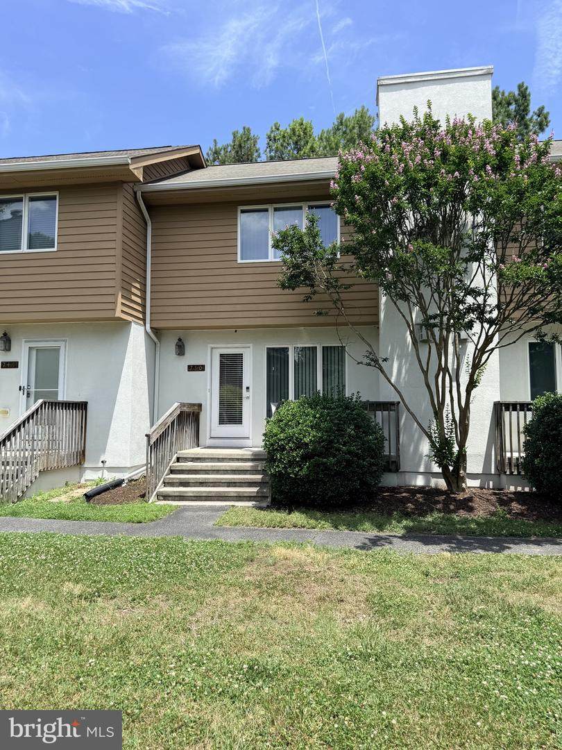 750 Bayberry Circle - Photo 1