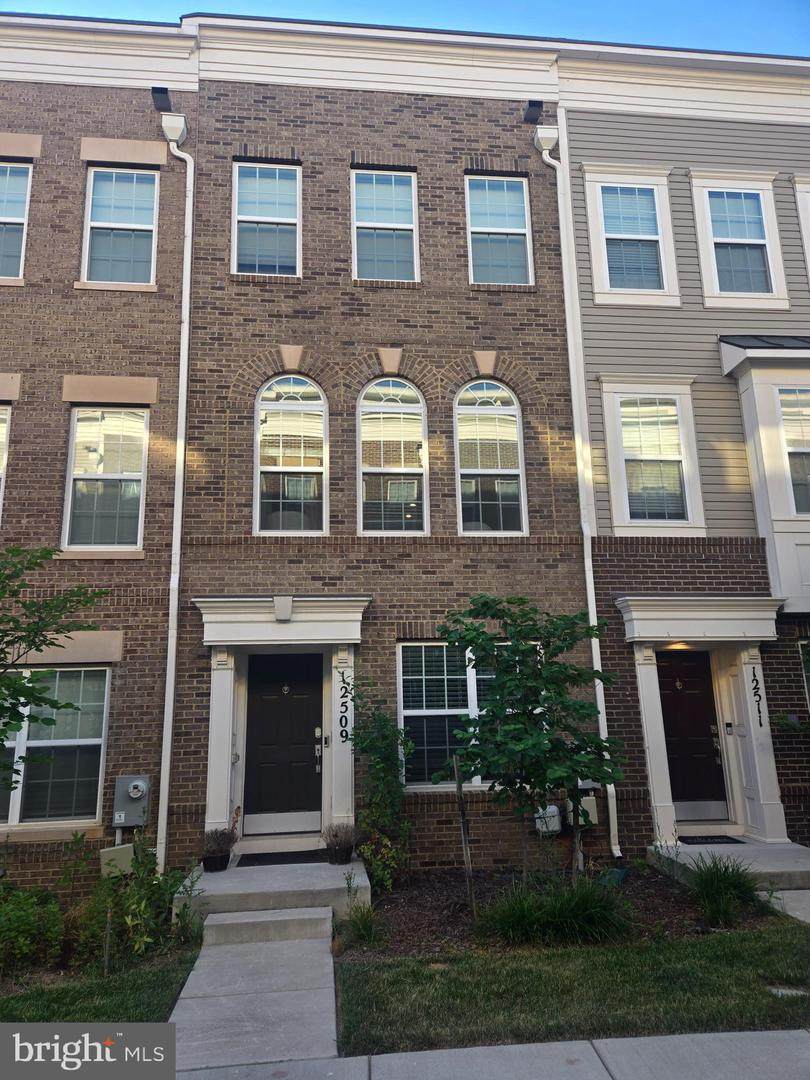 12509 Honey Locust Way - Photo 1