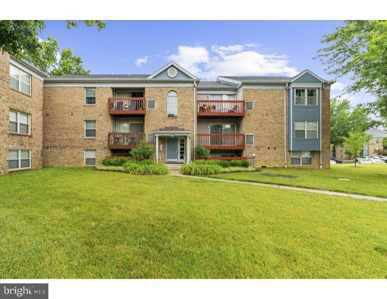1256 Sugarwood Circle - Photo 1