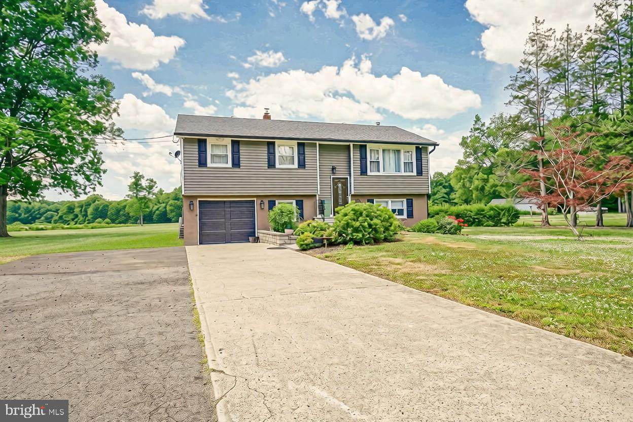 1024 Oxmead - Photo 1