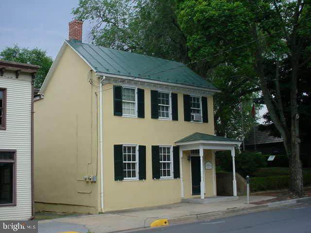 124 Braddock Street - Photo 1
