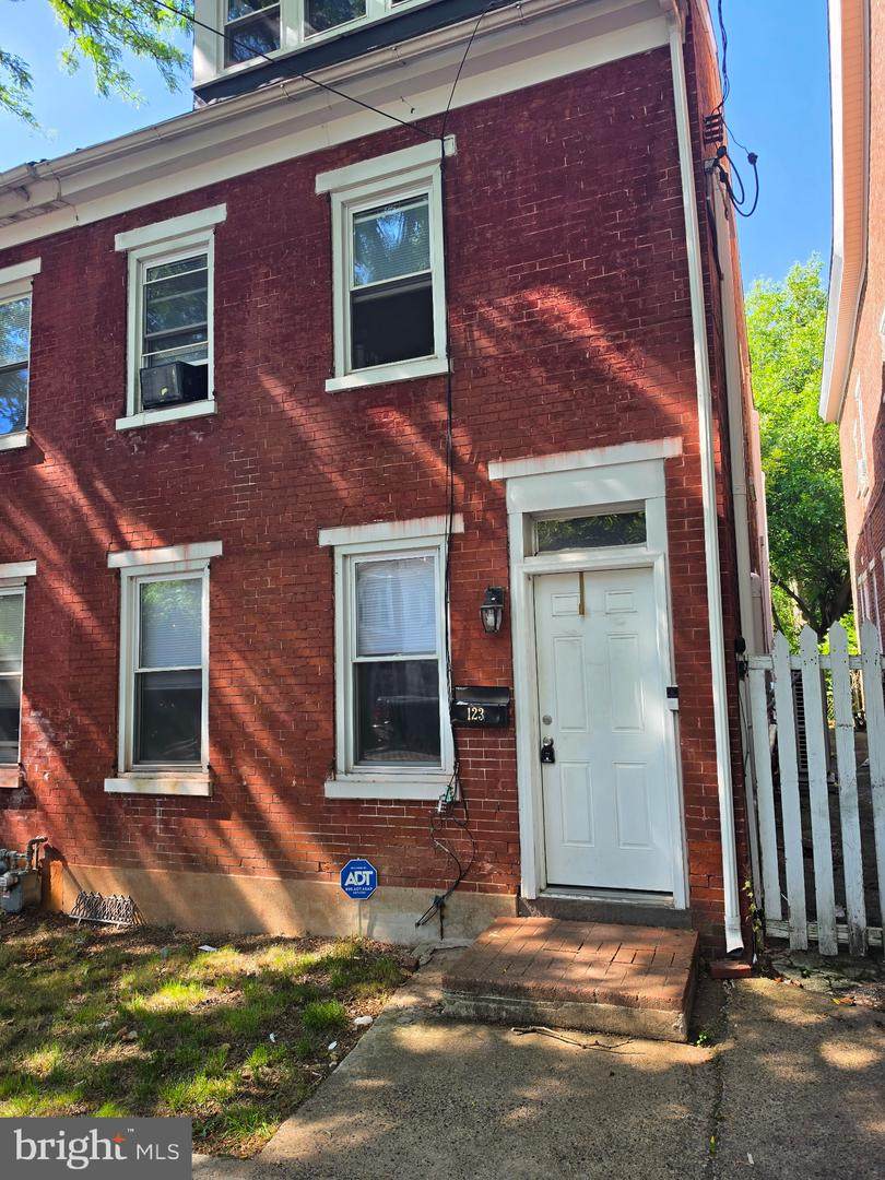 123 King Street - Photo 1