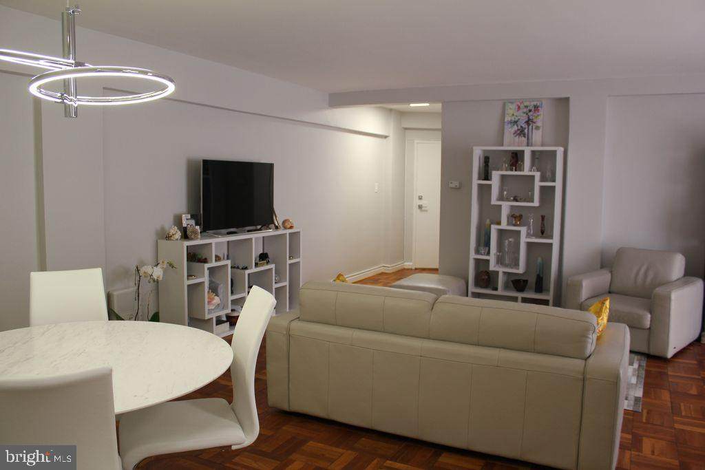 5315 Connecticut Avenue - Photo 1