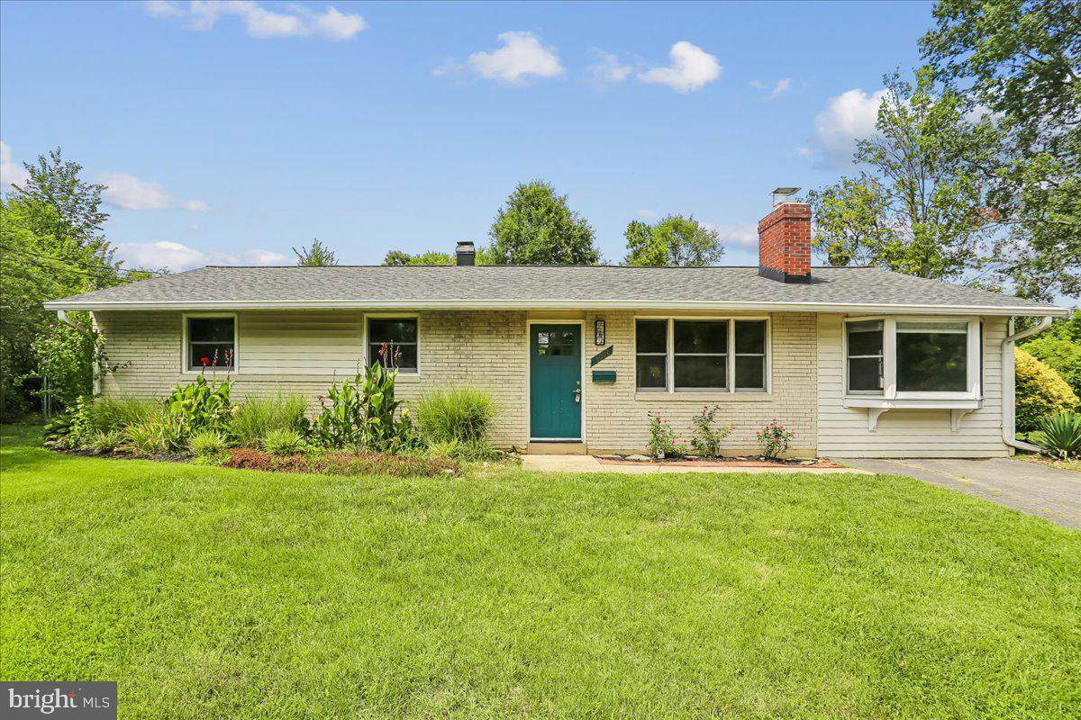 5002 Eastchester Circle - Photo 1