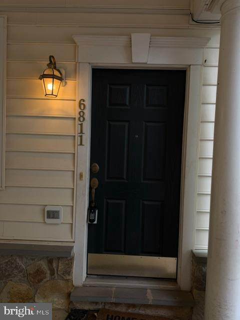 6811 Hampton Bay Lane - Photo 1