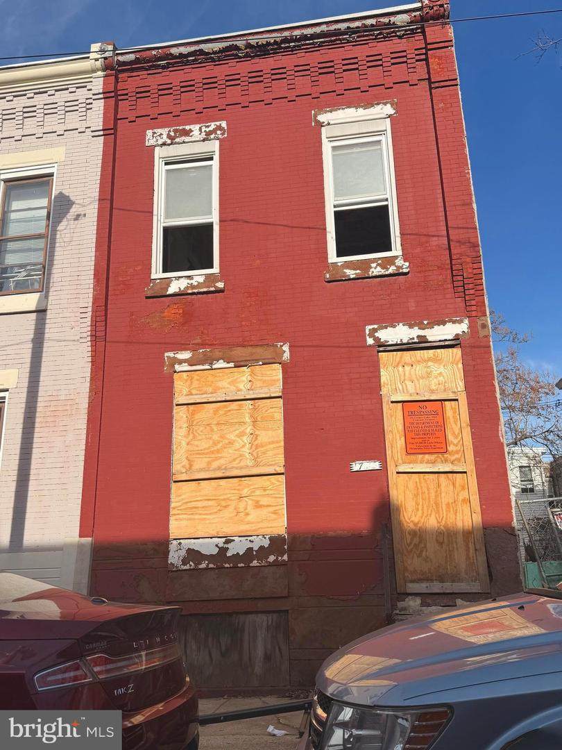 1733 Edgley Street - Photo 1