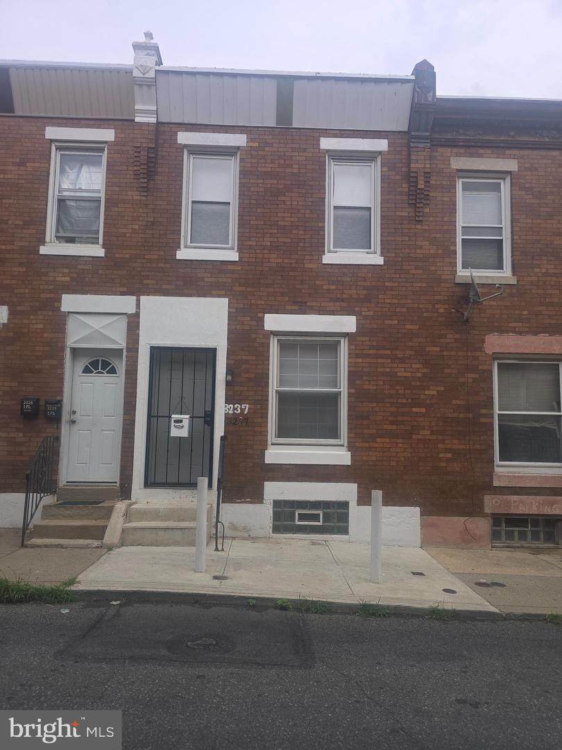 3237 Hope Street - Photo 1