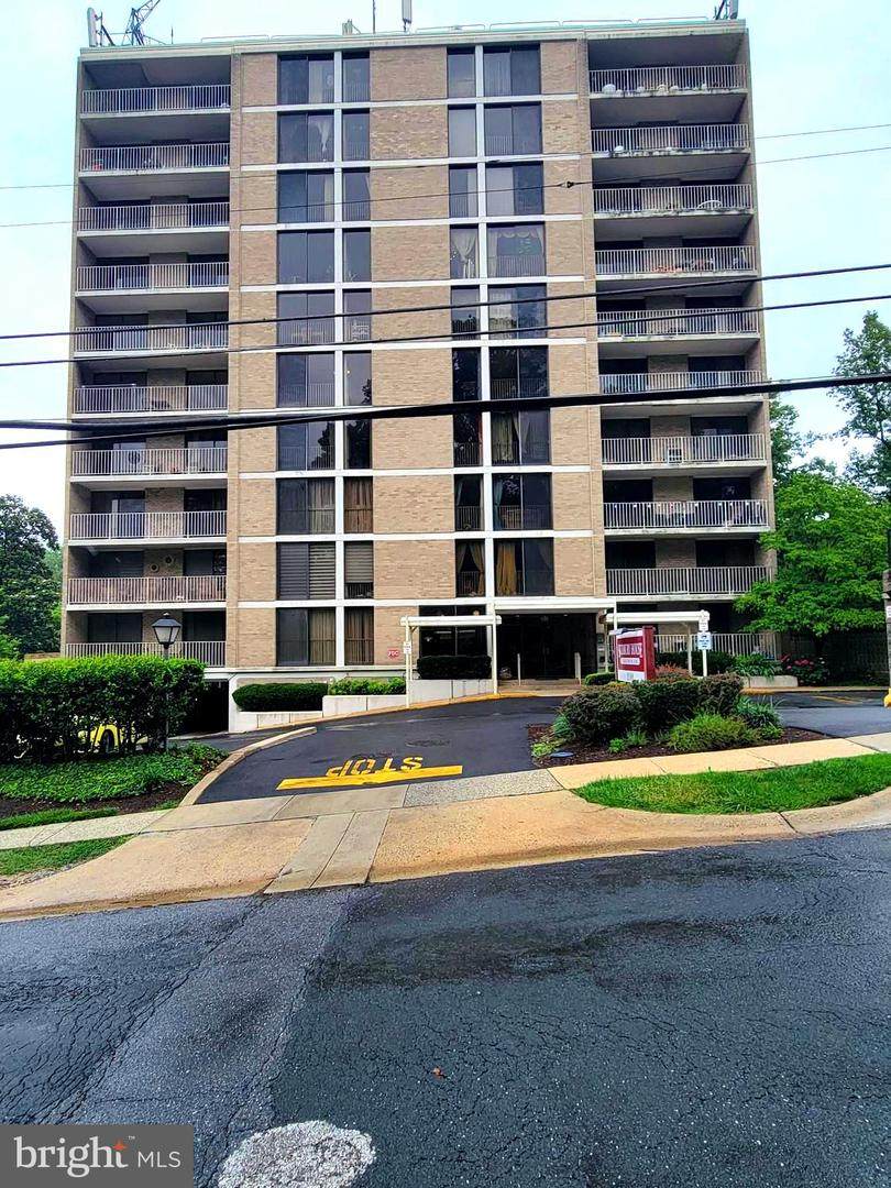 2100 Washington Avenue - Photo 1