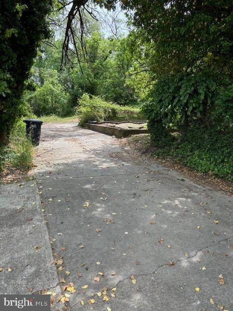 https://bt-photos.global.ssl.fastly.net/brightmls/orig_boomver_1_805106342794-2.jpg