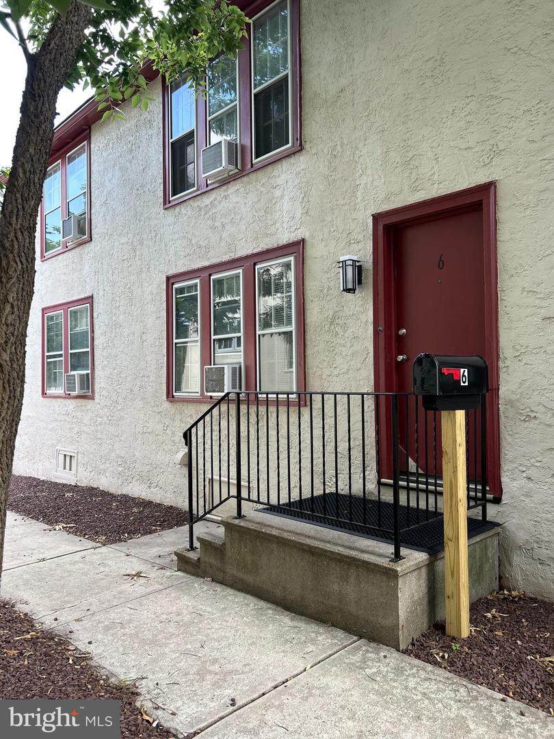 345 Nassau Street - Photo 1