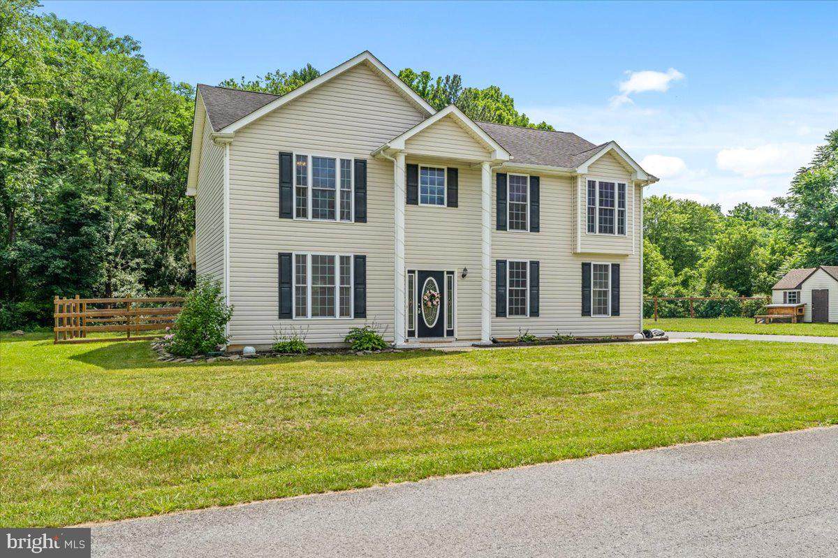 161 Sharons Lane - Photo 1