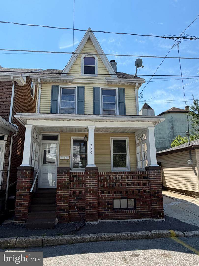 230 Early Avenue - Photo 1