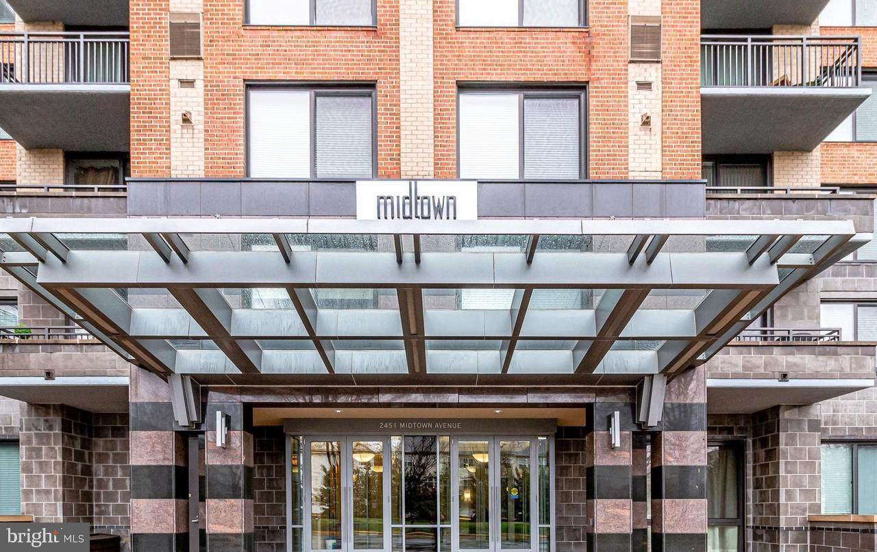 2451 Midtown Avenue - Photo 1