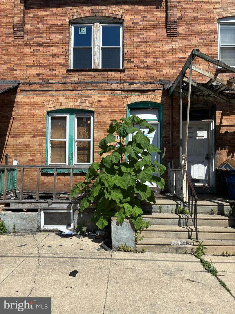 115 Farson Street - Photo 1