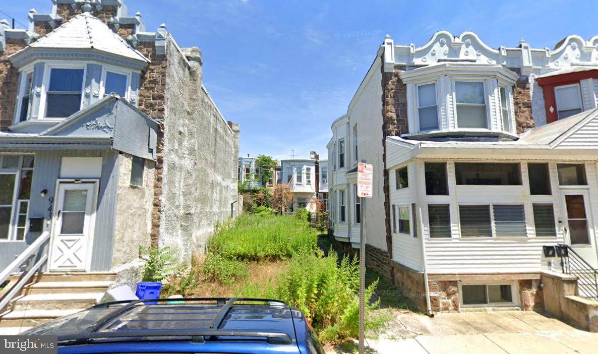 941 50TH Street - Photo 1