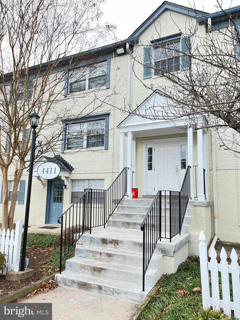 4411 Romlon Street - Photo 1